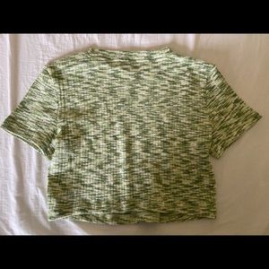 SPRING GREEN PATTERNED CROP TOP!